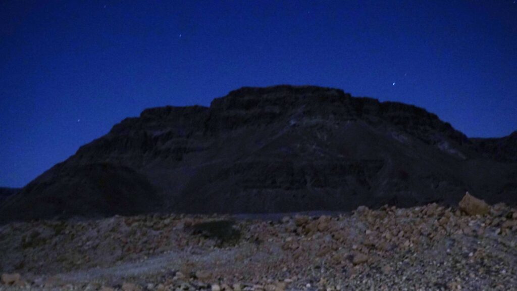 israel-mountains night sky photo